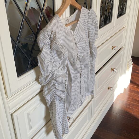 La Vie Rebecca Taylor Ruching Detail Long Sleeve Blouse w/ Puff Sleeve & Rufflin - Picture 9 of 16